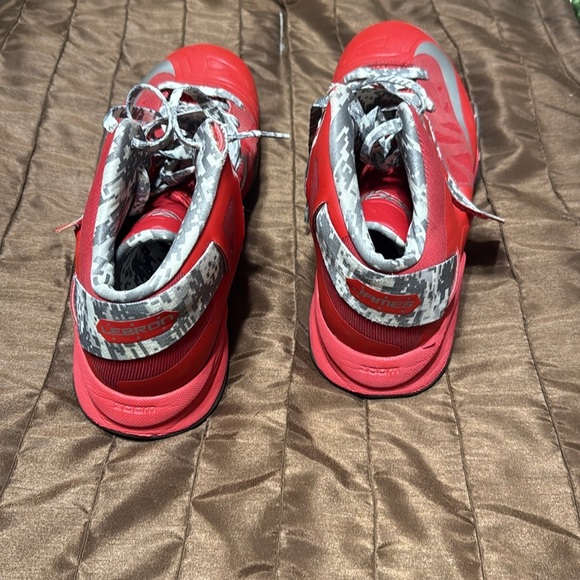 LeBron Zoom Soldier 6 - Picture 2 of 5